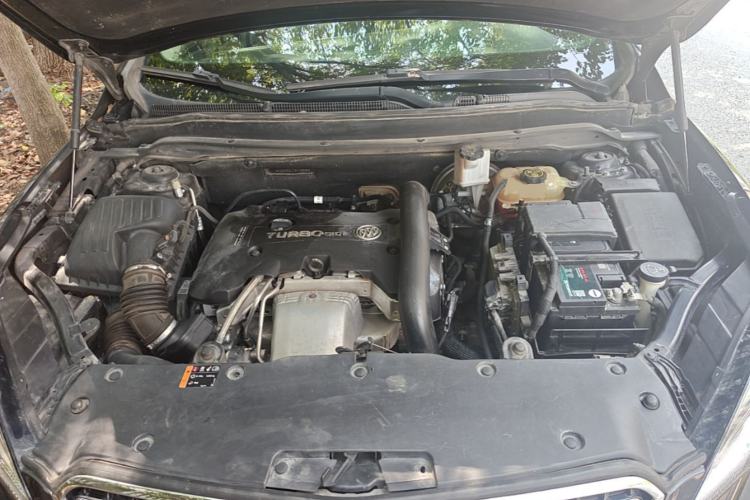 Used Buick Envision 2018 28T Four-Wheel Drive Elite Version Engine Bay