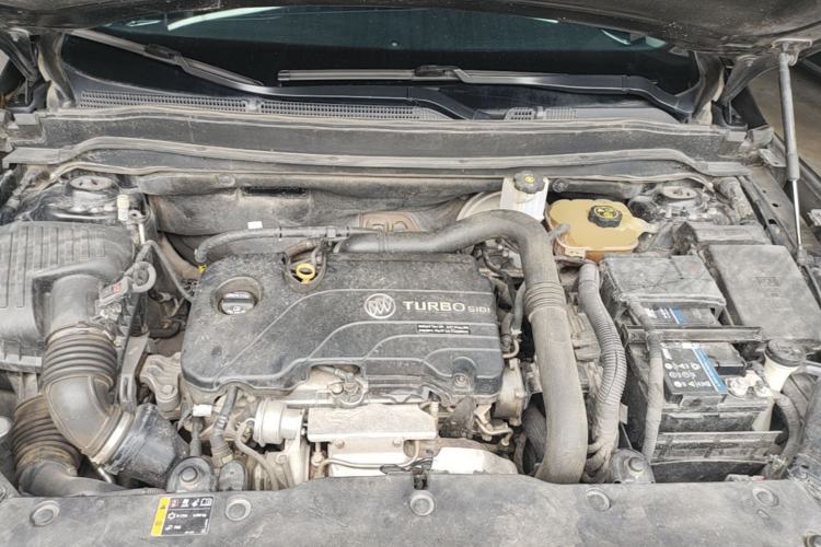 Used Buick Envision 2018 20T Two-Wheel-Drive Leading Model Engine Bay