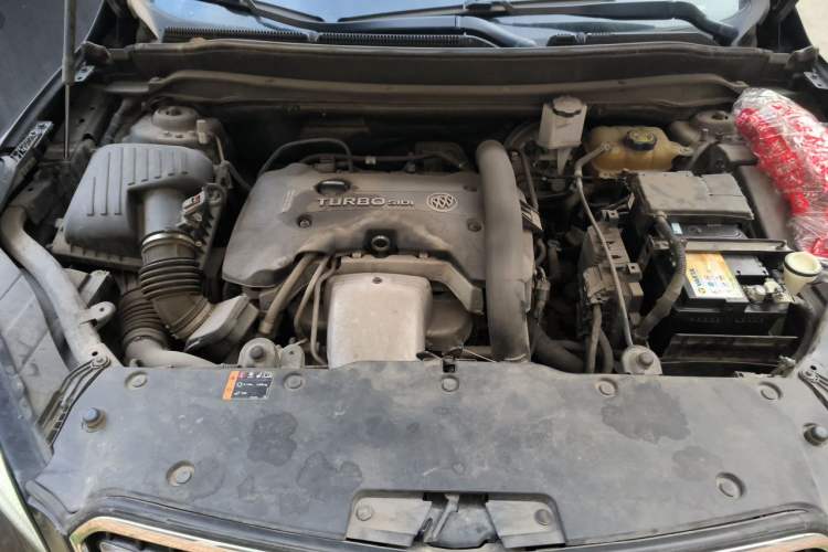 Used Buick Envision 2018 28T Four-Wheel Drive Elite Version Engine Bay