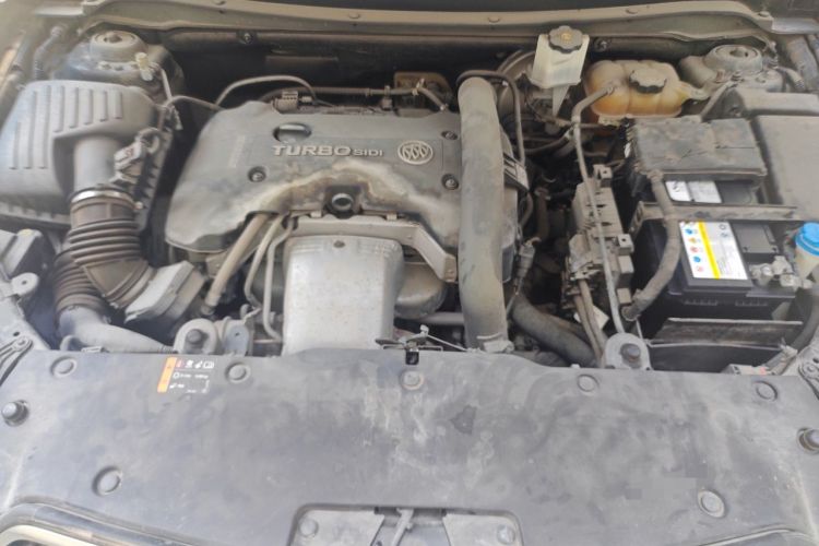 Used Buick Envision 2018 28T Four-Wheel Drive Luxury Model Engine Bay