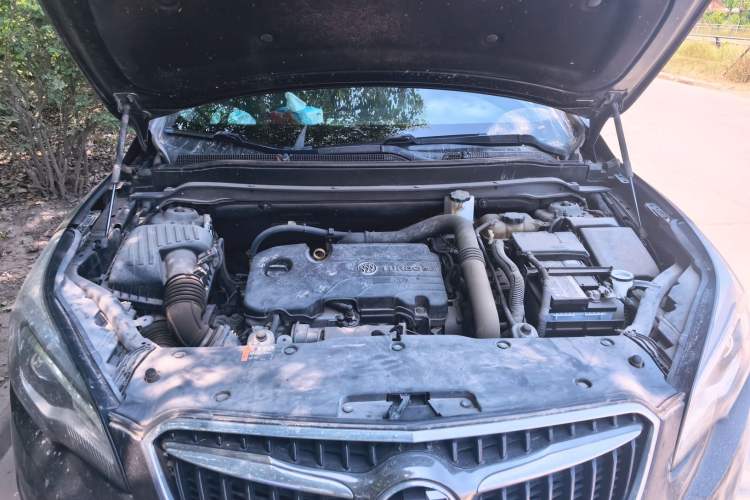 Used Buick Envision 2018 20T Two-Wheel-Drive Leading Model Engine Bay