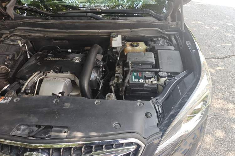 Used Buick Envision 2018 28T Four-Wheel Drive Elite Version Engine Bay Left
