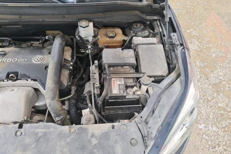 Used Buick Envision 2018 28T Four-Wheel Drive Elite Version Engine Bay Left