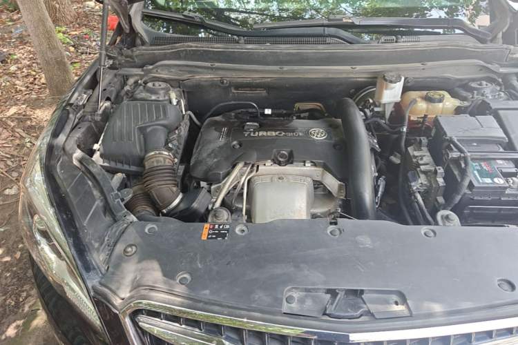 Used Buick Envision 2018 28T Four-Wheel Drive Elite Version Engine Bay Right