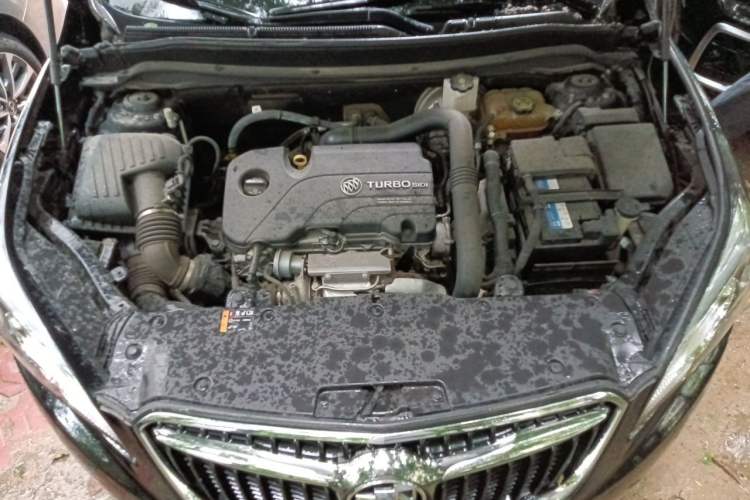 Used Buick Envision 2018 20T Two-Wheel Drive Luxury Model Engine Bay