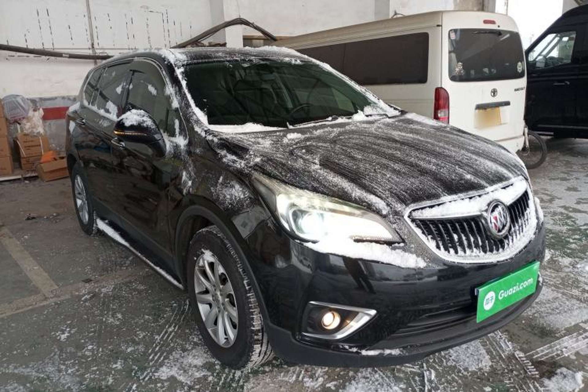 Used Buick Envision 2018 20T Two-Wheel-Drive Elite Model Exterior 2