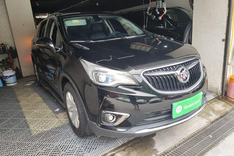 Used Buick Envision 2018 20T Two-Wheel-Drive Leading Model Front Right 45 Deg