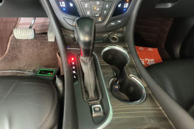 Used Buick Envision 2018 20T Two-Wheel-Drive Elite Model Gear Lever