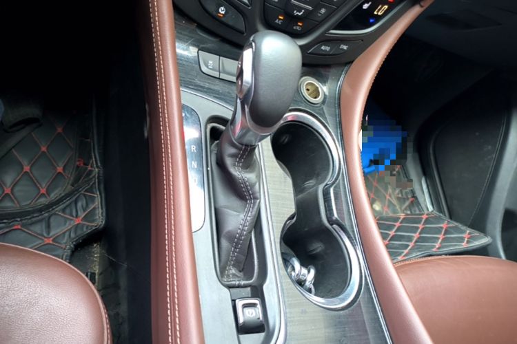 Used Buick Envision 2018 28T Four-Wheel Drive Elite Version Gear Lever