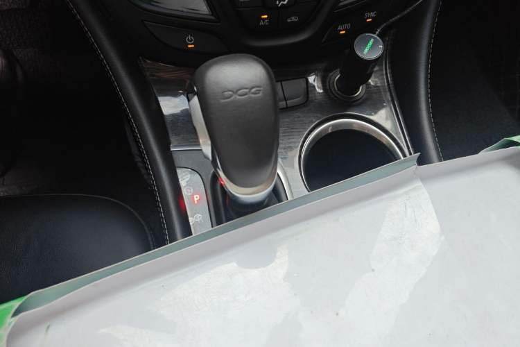 Used Buick Envision 2018 20T Two-Wheel-Drive Elite Model Gear Lever