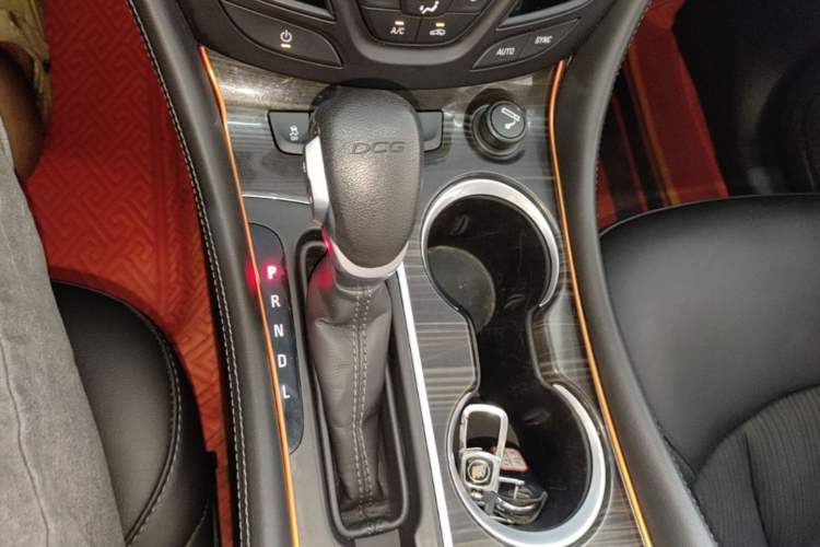 Used Buick Envision 2018 20T Two-Wheel-Drive Leading Model Gear Lever
