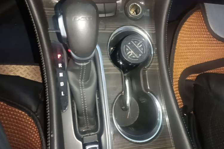 Used Buick Envision 2018 20T Two-Wheel-Drive Elite Model Gear Lever