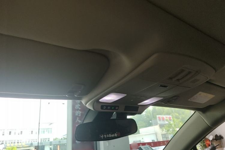 Used Buick Envision 2018 20T Two-Wheel Drive Luxury Model Headliner