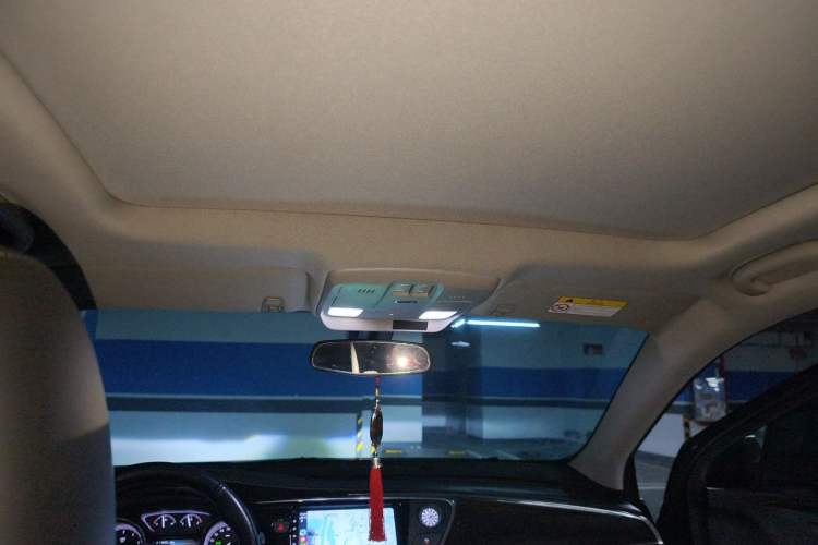 Used Buick Envision 2018 20T Two-Wheel-Drive Leading Model Headliner