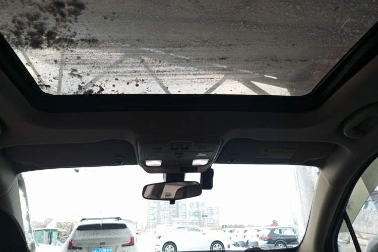 Used Buick Envision 2018 20T Two-Wheel-Drive Elite Model Headliner