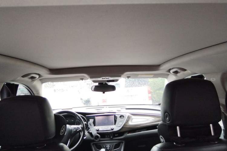 Used Buick Envision 2018 20T Two-Wheel-Drive Elite Model Headliner