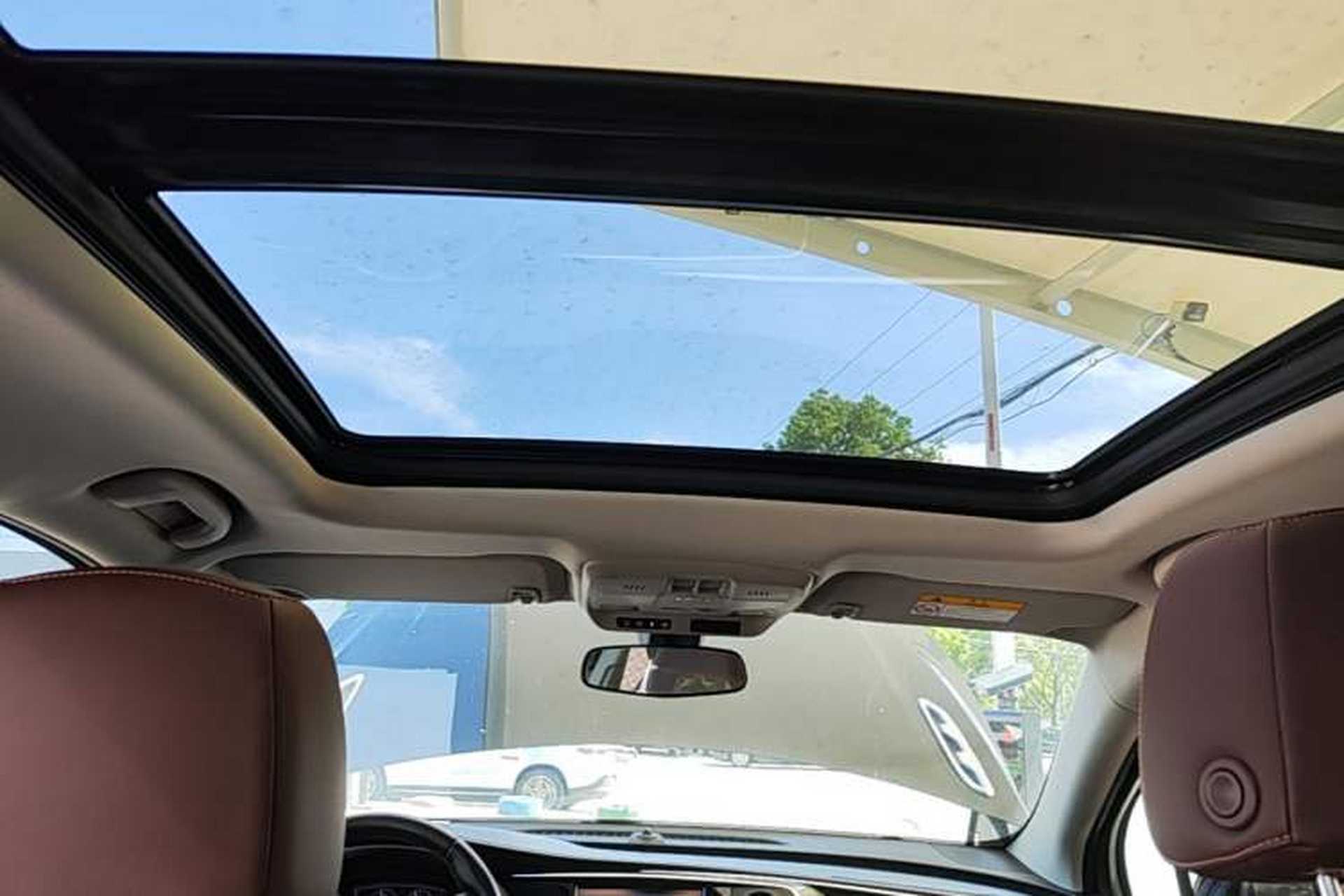 Used Buick Envision 2018 28T Four-Wheel Drive Elite Version Headliner
