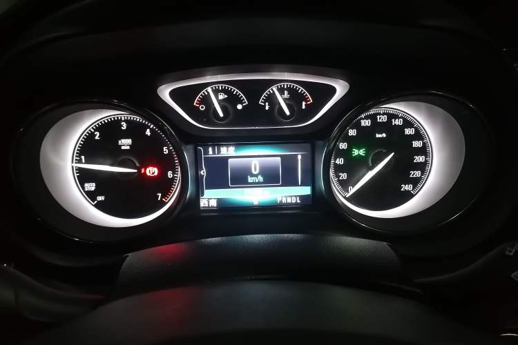Used Buick Envision 2018 28T Four-Wheel Drive Elite Version Instrument Cluster