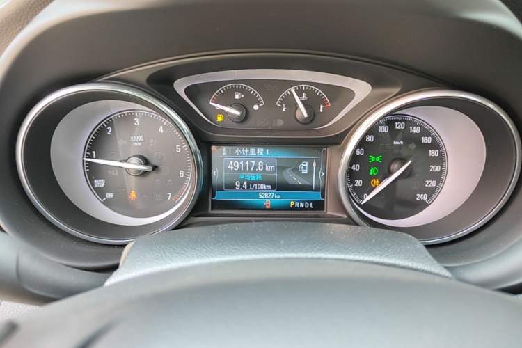 Used Buick Envision 2018 20T Two-Wheel-Drive Elite Model Instrument Cluster