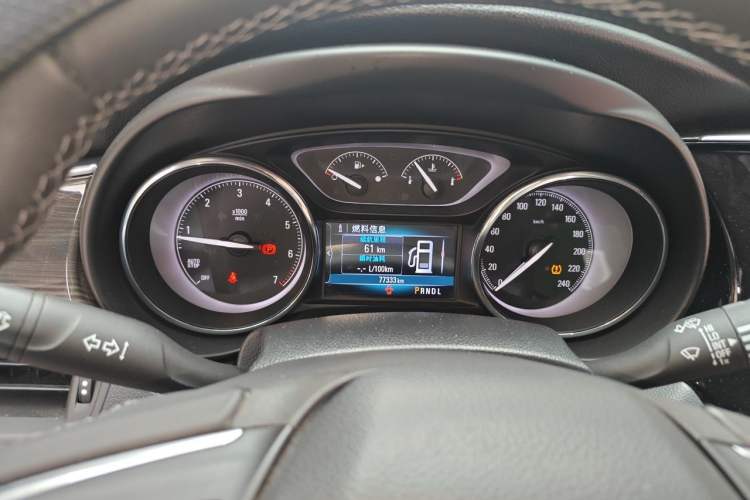 Used Buick Envision 2018 20T Two-Wheel-Drive Elite Model Instrument Cluster