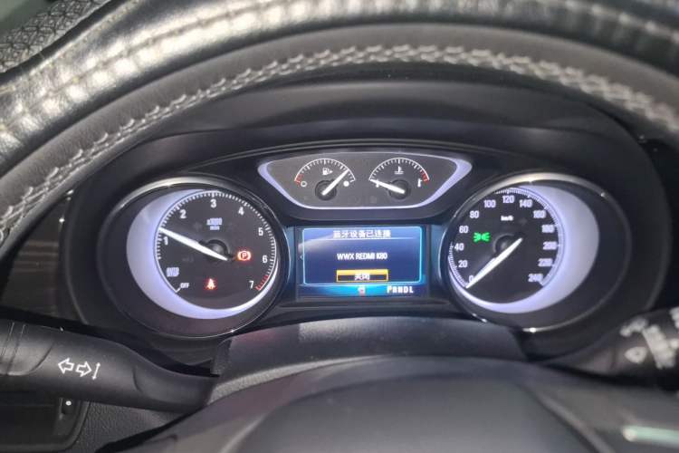 Used Buick Envision 2018 20T Two-Wheel-Drive Elite Model Instrument Cluster