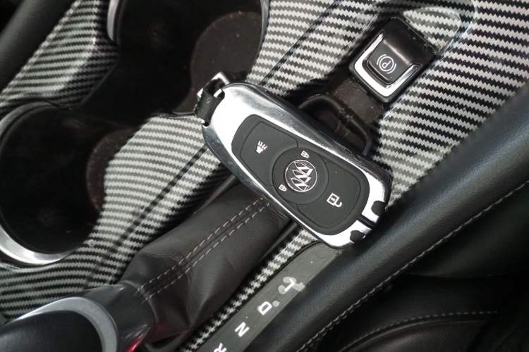 Used Buick Envision 2018 20T Two-Wheel-Drive Elite Model Interior 1