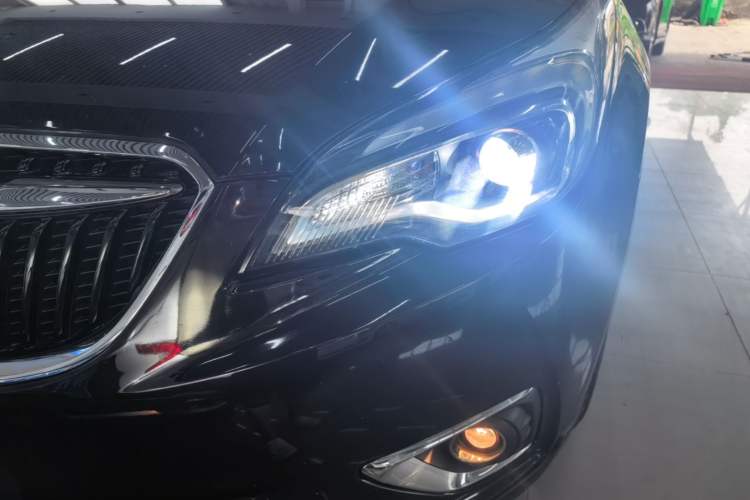 Used Buick Envision 2018 20T Two-Wheel-Drive Elite Model Left Front Headlight