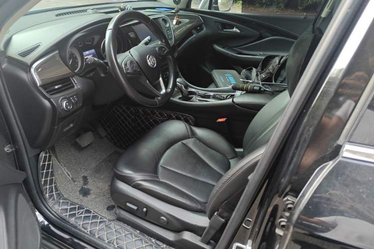 Used Buick Envision 2018 20T Two-Wheel-Drive Elite Model Left Front Seat