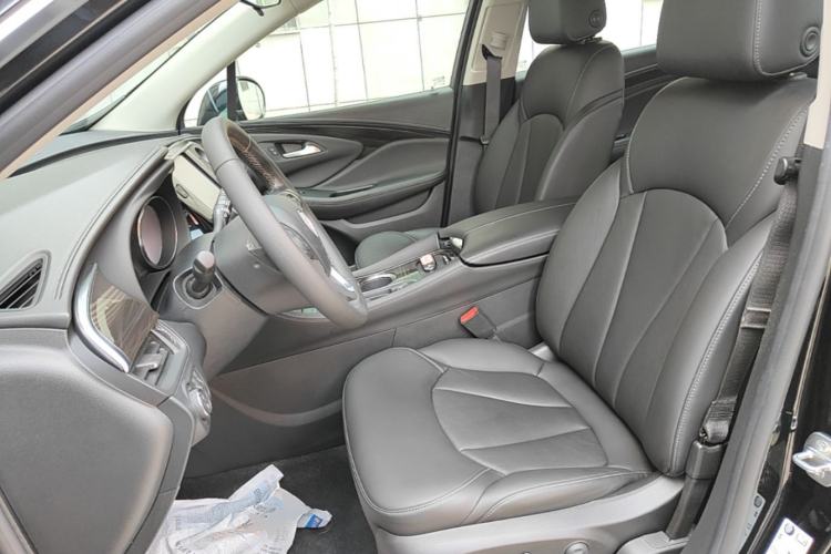 Used Buick Envision 2018 20T Two-Wheel-Drive Elite Model Left Front Seat