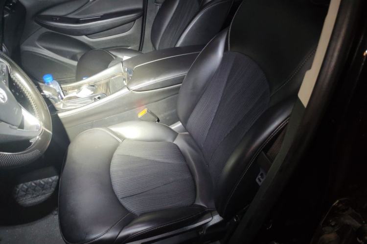 Used Buick Envision 2018 20T Two-Wheel-Drive Leading Model Left Front Seat