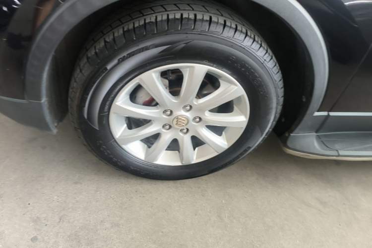 Used Buick Envision 2018 20T Two-Wheel-Drive Elite Model Left Front Wheel Hub