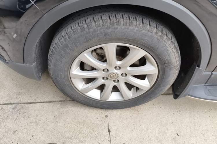 Used Buick Envision 2018 20T Two-Wheel Drive Luxury Model Left Front Wheel Hub
