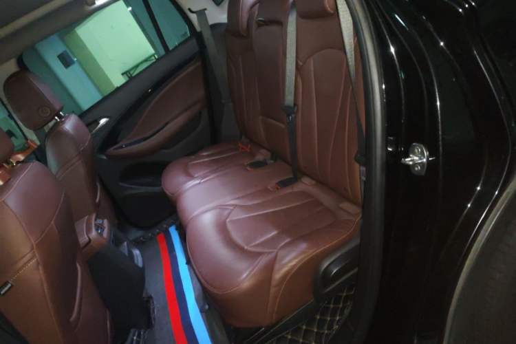 Used Buick Envision 2018 28T Four-Wheel Drive Elite Version Left Rear Seat