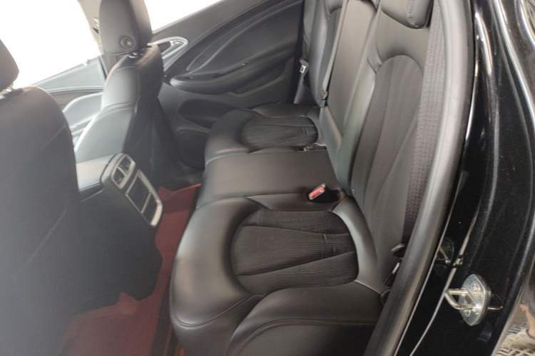 Used Buick Envision 2018 20T Two-Wheel-Drive Leading Model Left Rear Seat