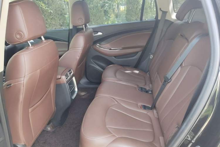 Used Buick Envision 2018 28T Four-Wheel Drive Elite Version Left Rear Seat