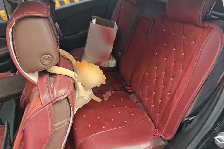Used Buick Envision 2018 20T Two-Wheel Drive Luxury Model Left Rear Seat