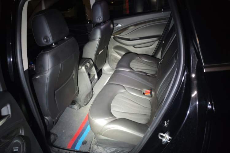 Used Buick Envision 2018 20T Two-Wheel-Drive Leading Model Left Rear Seat