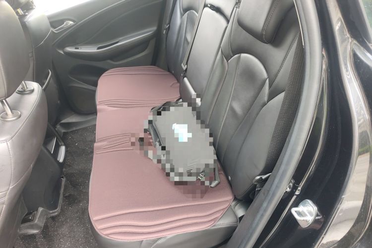 Used Buick Envision 2018 20T Two-Wheel-Drive Elite Model Left Rear Seat