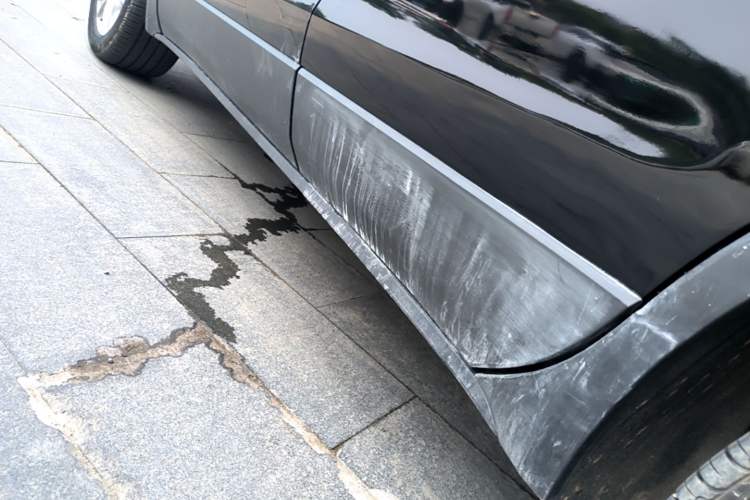 Used Buick Envision 2018 28T Four-Wheel Drive Elite Version Left Side Sill