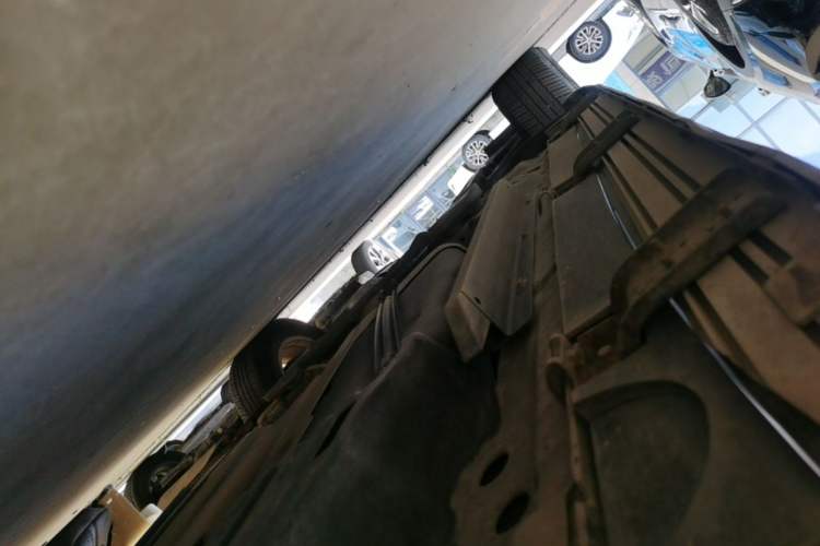 Used Buick Envision 2018 20T Two-Wheel Drive Luxury Model Left Side Sill