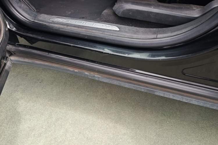 Used Buick Envision 2018 20T Two-Wheel-Drive Elite Model Left Side Sill