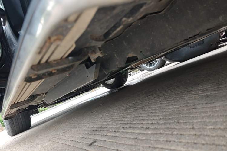 Used Buick Envision 2018 20T Two-Wheel Drive Luxury Model Left Side Sill