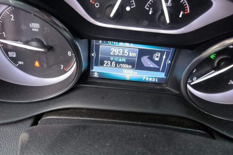 Used Buick Envision 2018 28T Four-Wheel Drive Elite Version Odometer Close Up