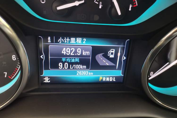 Used Buick Envision 2018 20T Two-Wheel Drive Luxury Model Odometer Close Up