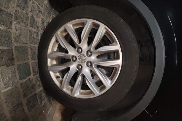 Used Buick Envision 2018 28T Four-Wheel Drive Elite Version Right Front Wheel Hub