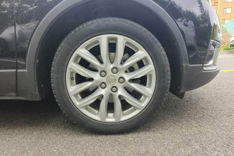 Used Buick Envision 2018 28T Four-Wheel Drive Elite Version Right Front Wheel Hub