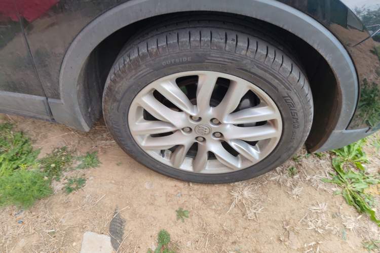 Used Buick Envision 2018 28T Four-Wheel Drive Elite Version Right Front Wheel Hub