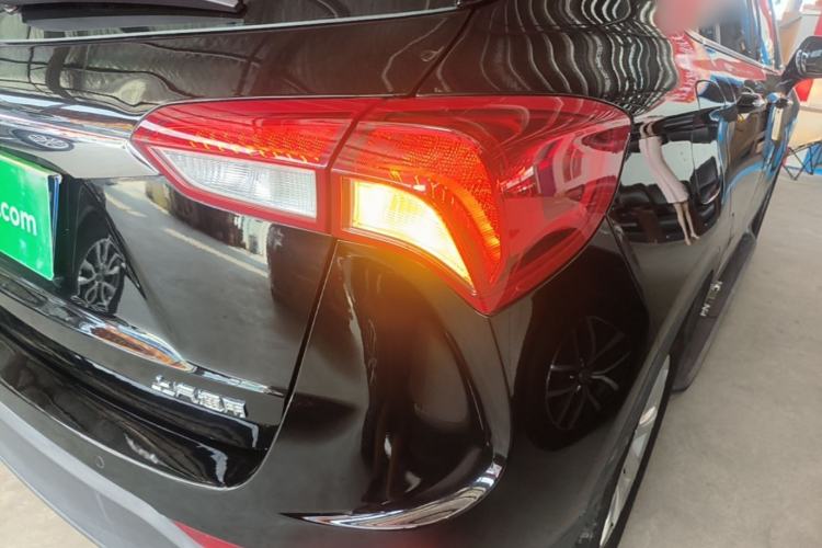 Used Buick Envision 2018 20T Two-Wheel-Drive Elite Model Right Rear Taillight