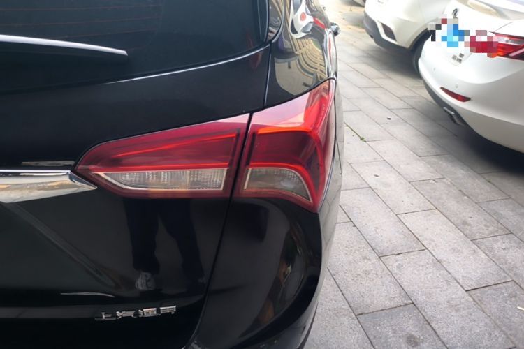 Used Buick Envision 2018 28T Four-Wheel Drive Elite Version Right Rear Taillight