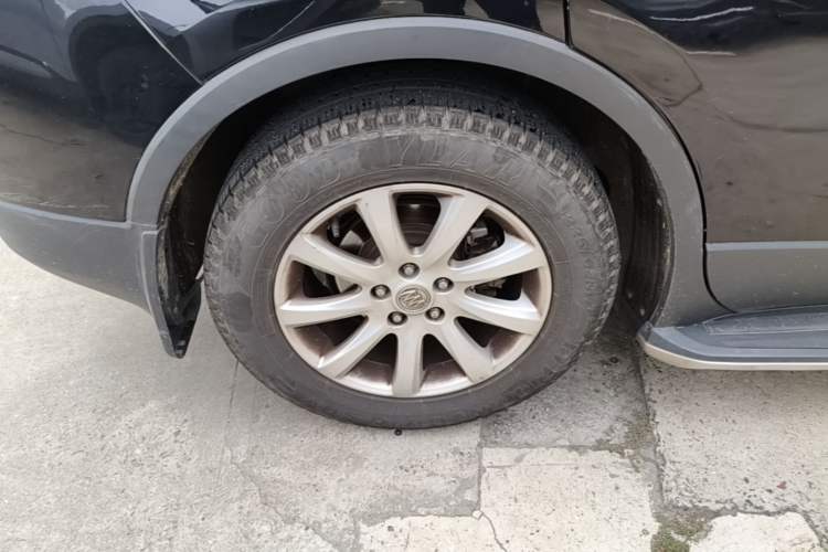 Used Buick Envision 2018 20T Two-Wheel Drive Luxury Model Right Rear Wheel Hub